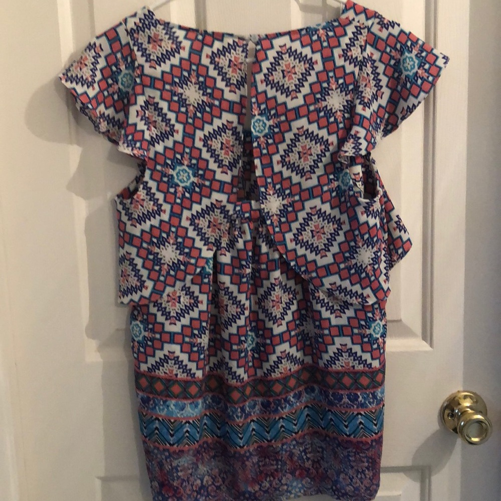 Flutter sleeve top - Picture 3 of 5